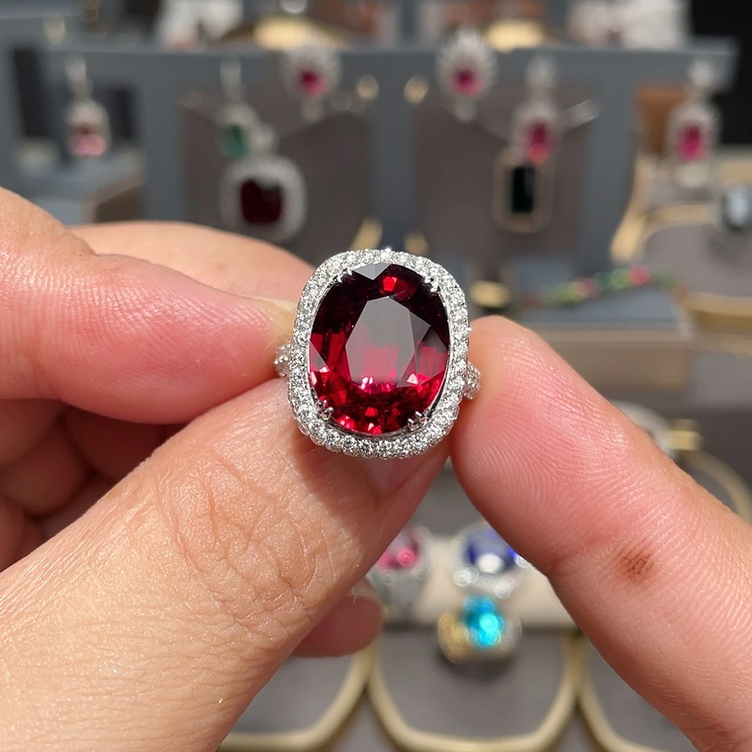 18K金镶嵌戒指碧玺9.05ct