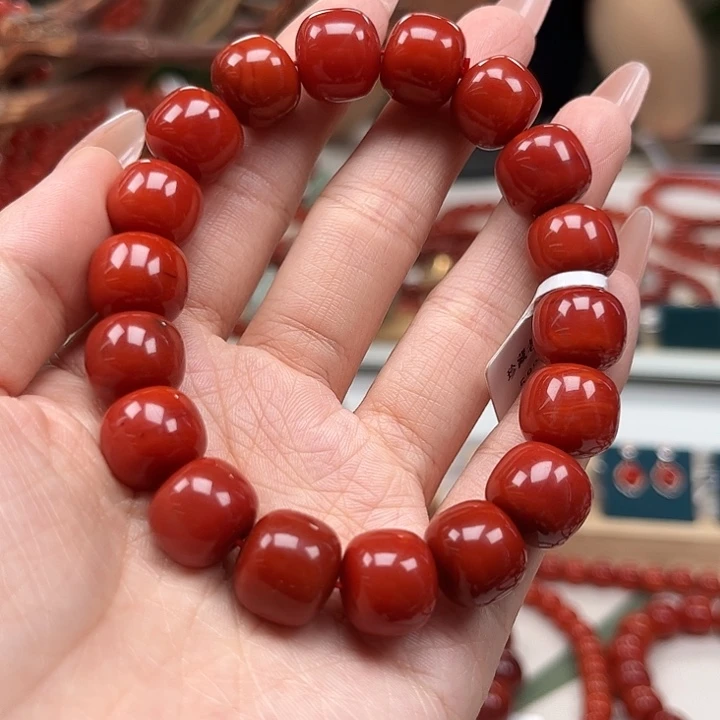 南红玛瑙南红玛瑙未镶嵌?****了