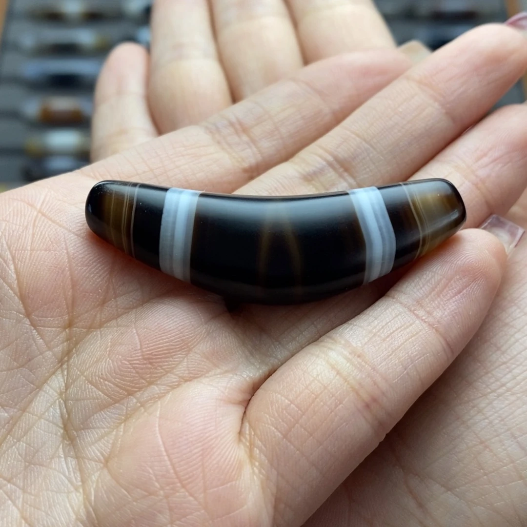 玛瑙/玉髓颈饰未镶嵌六***玩