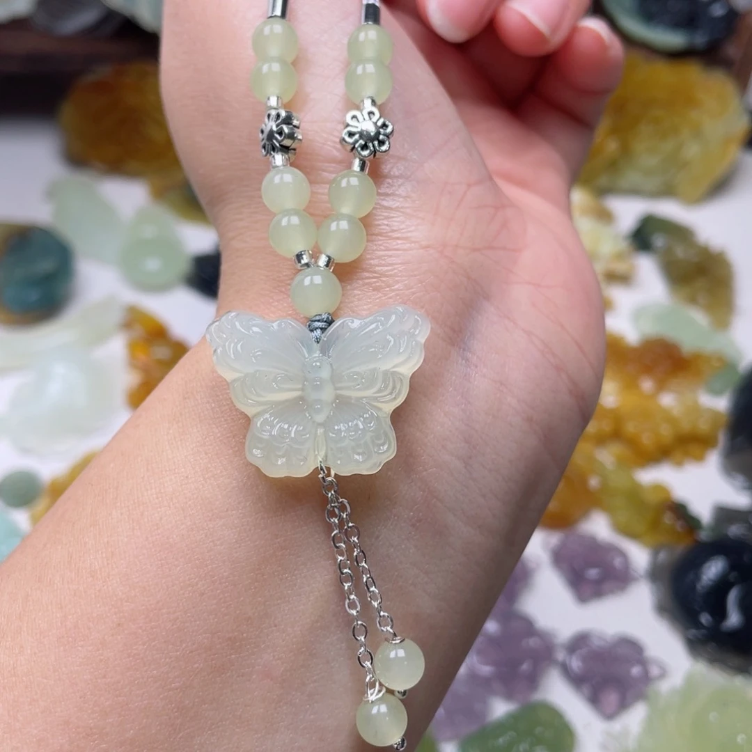 蛇纹石玉颈饰未镶嵌