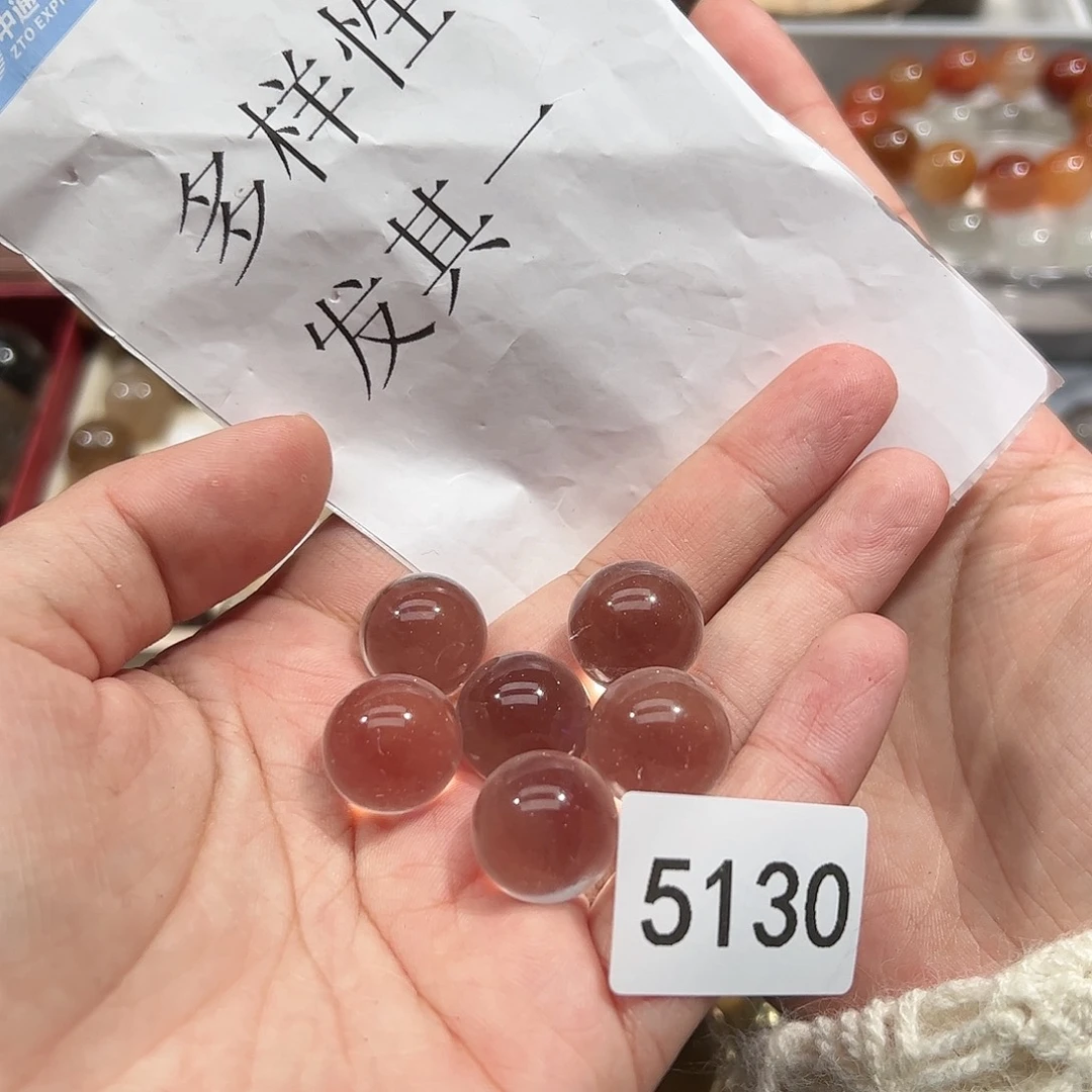 未镶嵌水晶大型摆件（非配饰）
