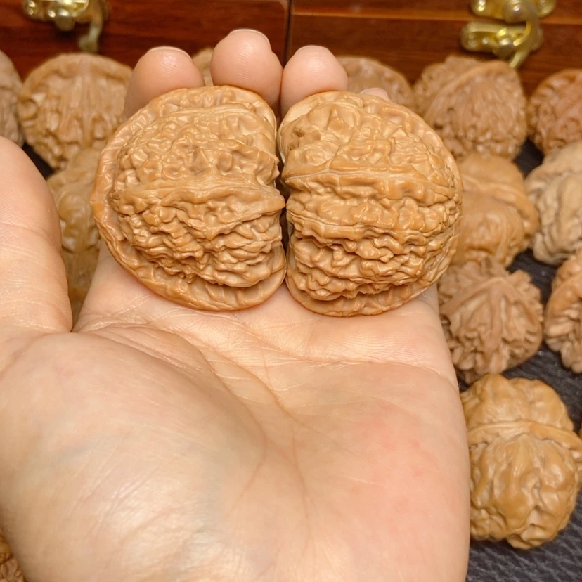 【闪购商品】吊坠文玩核桃热****束白狮子44