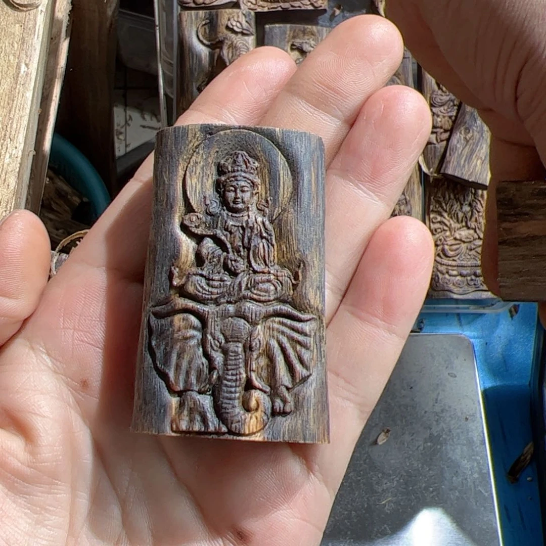 沉香吊坠老白棋普贤龙19.2克