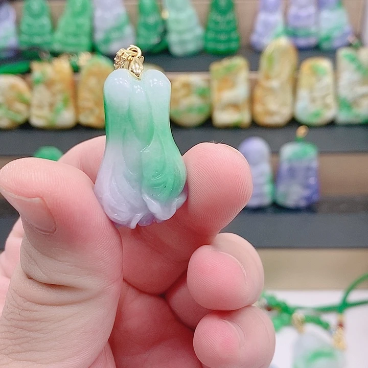 翡翠银S925镶嵌吊坠(赠链)