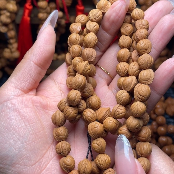 你***料木质类龙纹桃枭挂件