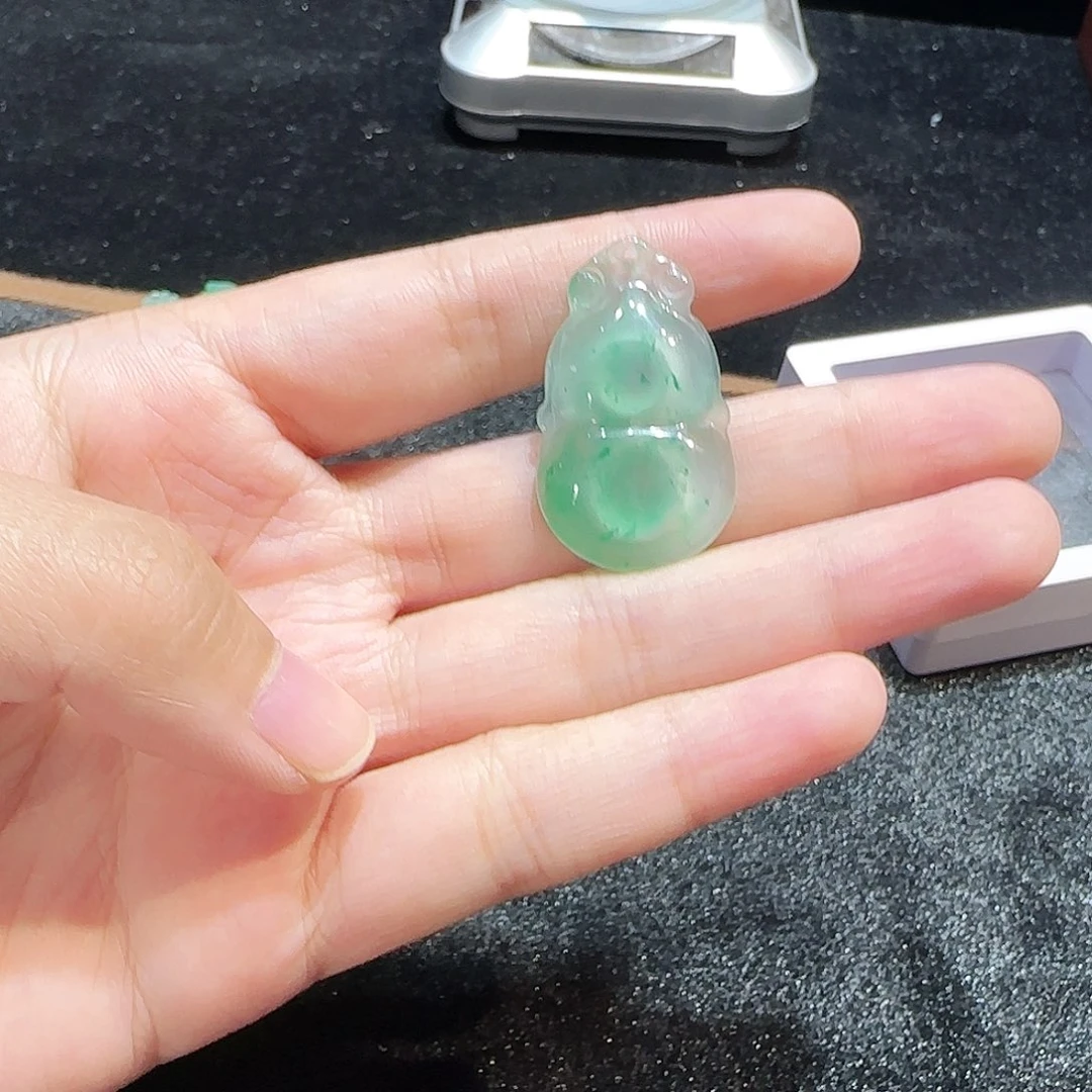 石英质玉颈饰未镶嵌