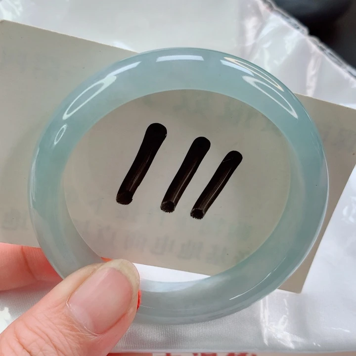 翡翠未镶嵌手镯 正