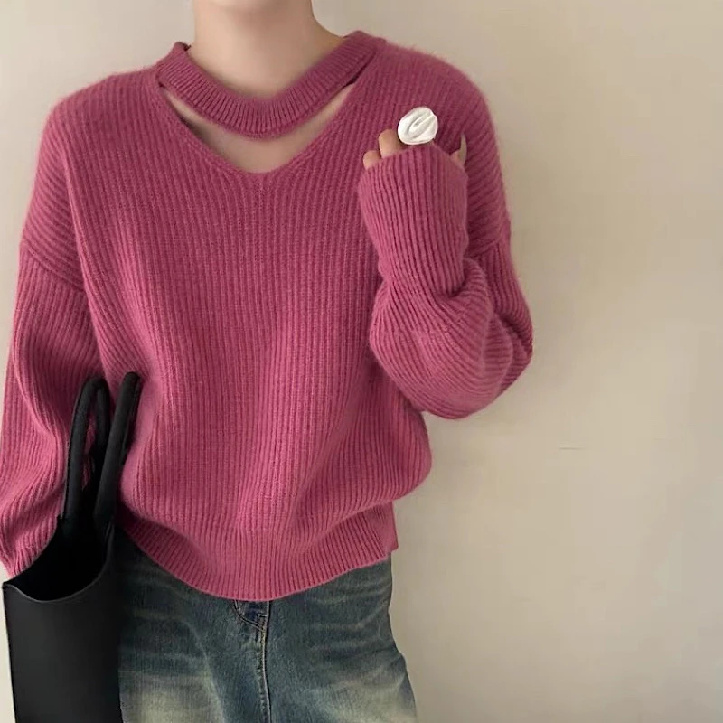 YAN.小心机挂脖v领蜜-熊-绒针织衫女高端秋冬软糯时尚气质毛衣1