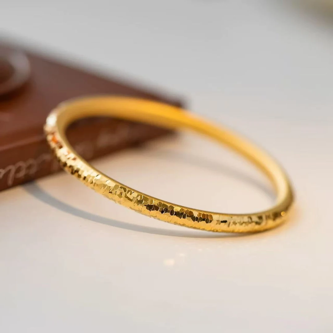 Y-6204  时尚精工4mm粗碎冰冰手镯  + 专柜礼盒