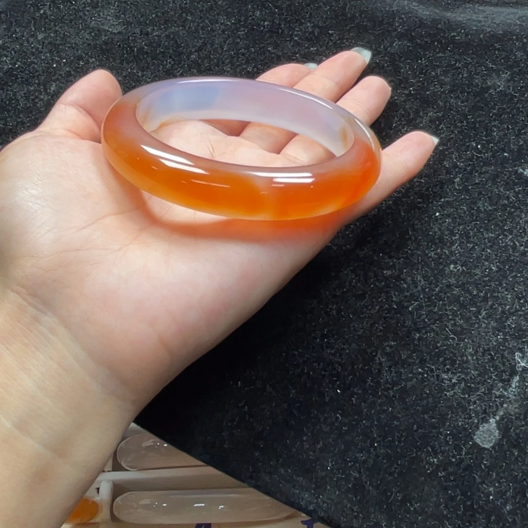 手镯玛瑙/玉髓未镶嵌