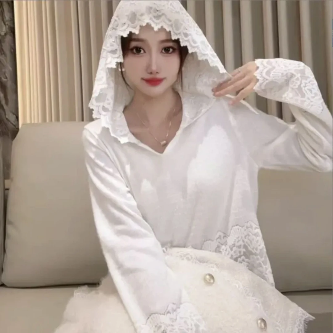女士秋装新款磨毛蕾丝打底上衣潮牌时尚女装连帽正版蕾丝打底衫