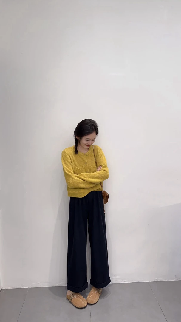 2025秋季新款韩系气质黄色针织开衫外塔百搭高腰阔腿显瘦休闲裤
