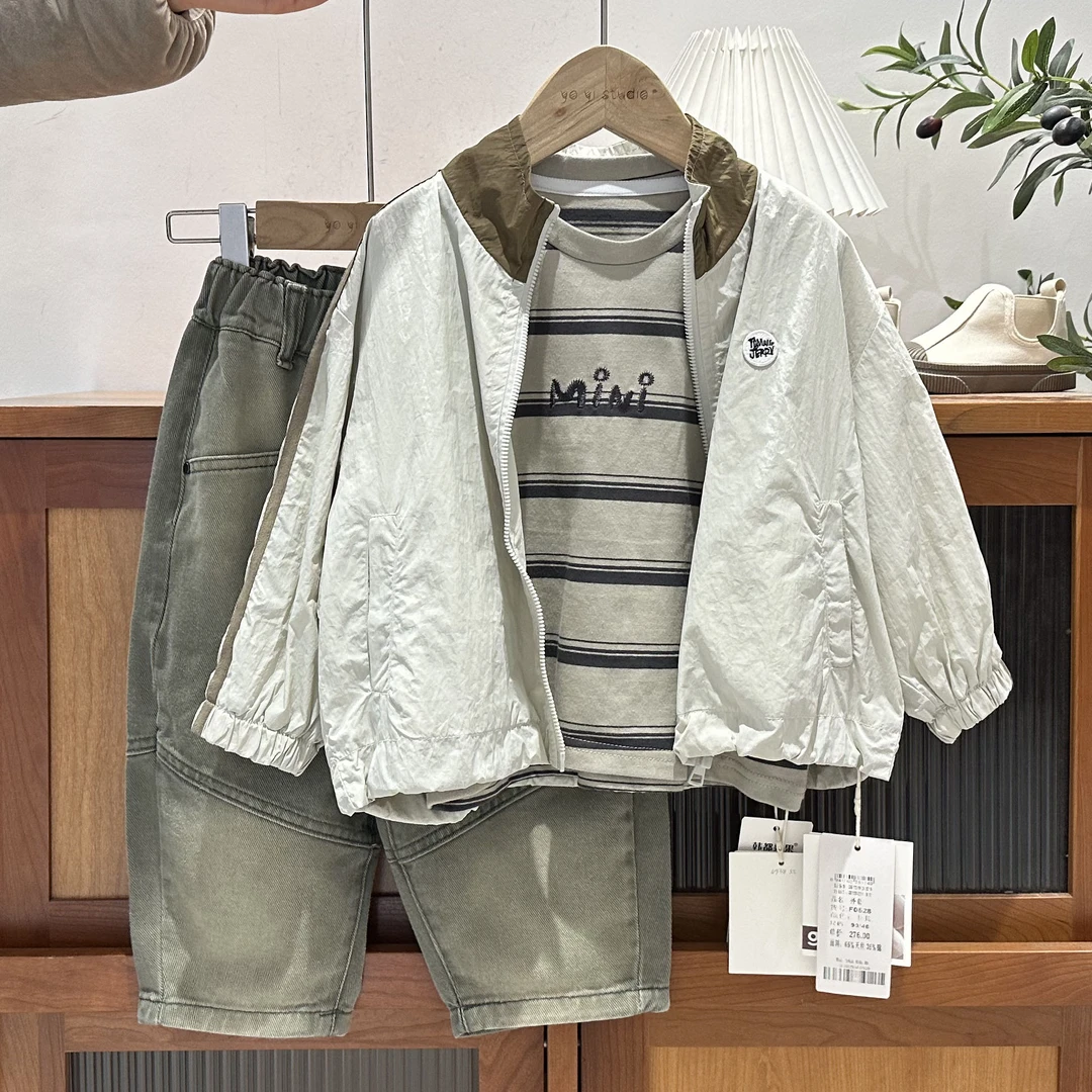 儿童春季简约轻薄两条杠外套84311