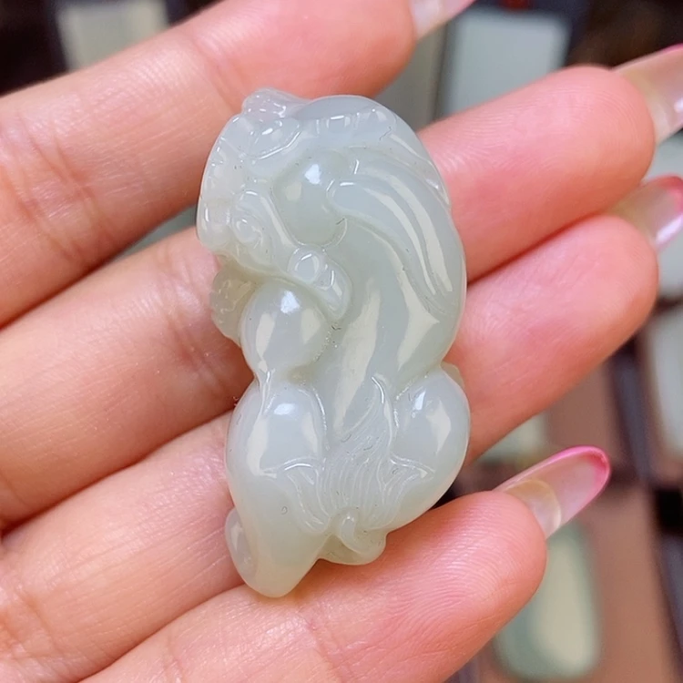【闪购商品】颈饰未镶嵌和田玉