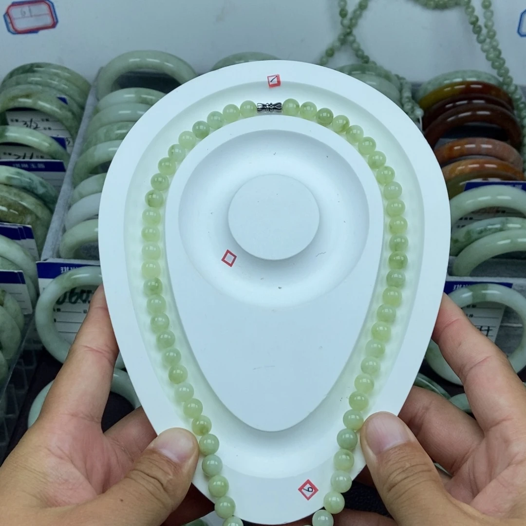 蛇纹石玉未镶嵌手链