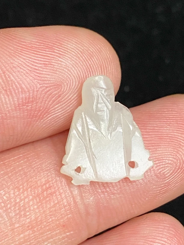 白润的老和田玉寿星帽花