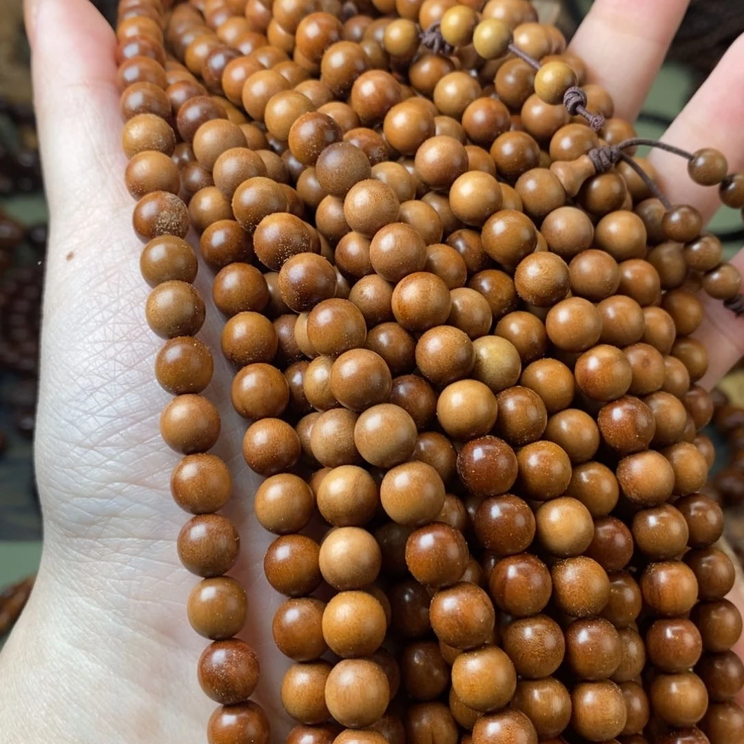 檀香木手串/手链0,8乱纹200