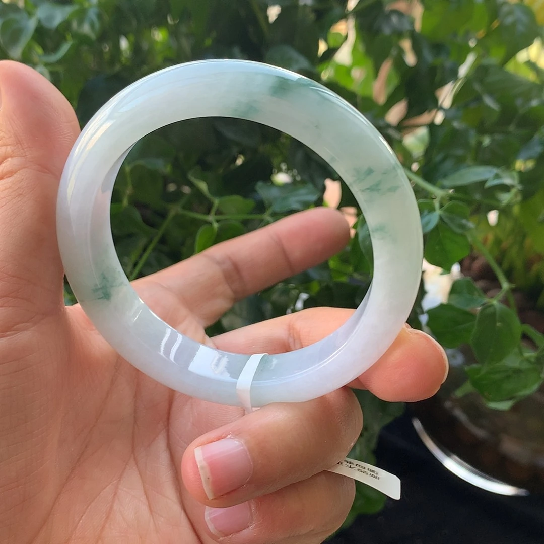 翡翠未镶嵌手镯4号