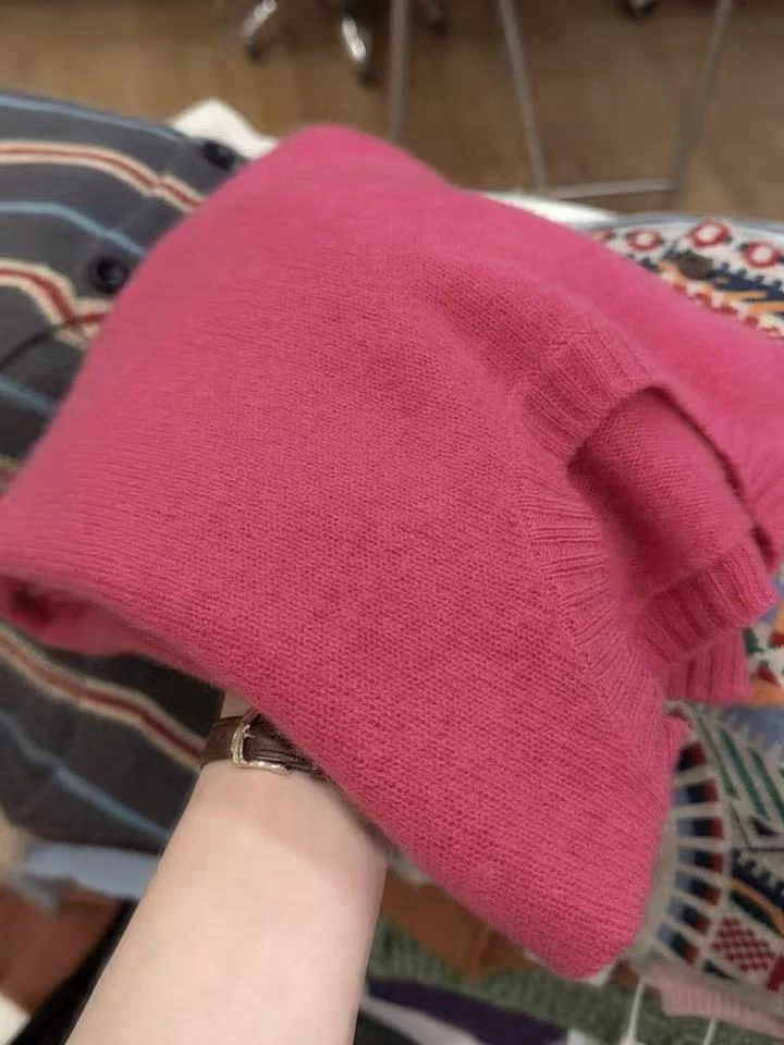 七言家高货100羊%！树莓粉无缝一体软糯毛衣9@