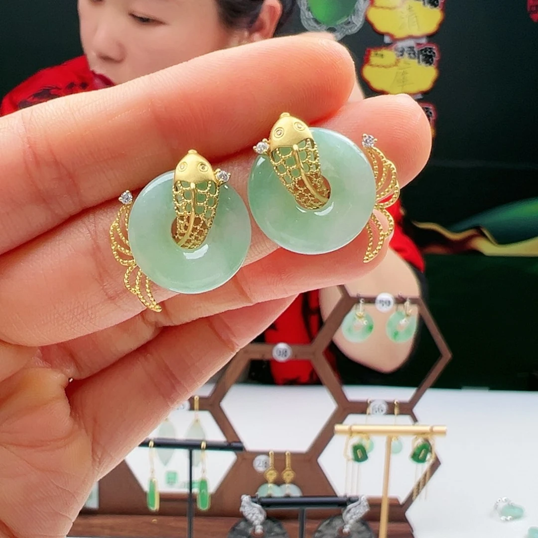 翡翠耳饰18K金镶嵌天然翡翠