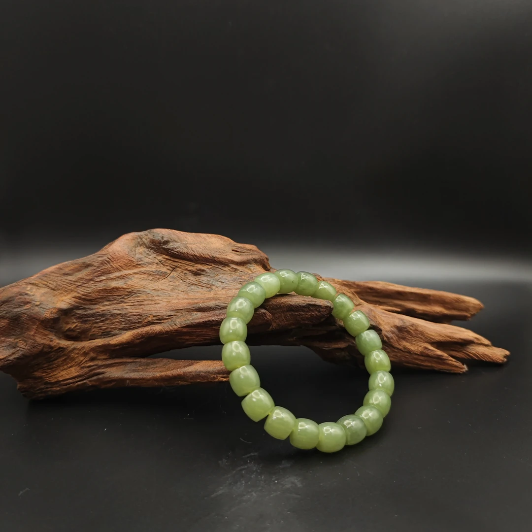 Q和田玉桶珠手串（卡10）0682