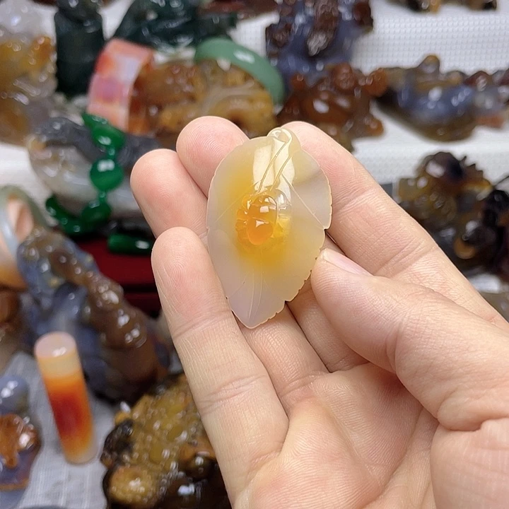 玛瑙/玉髓饰品未镶嵌