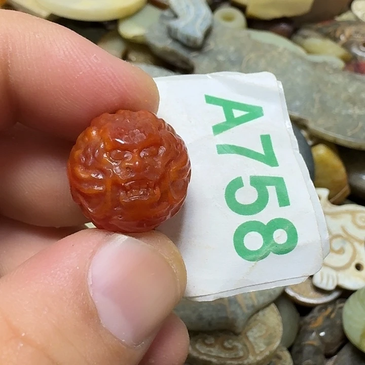 玛瑙/玉髓颈饰未镶嵌陈****）