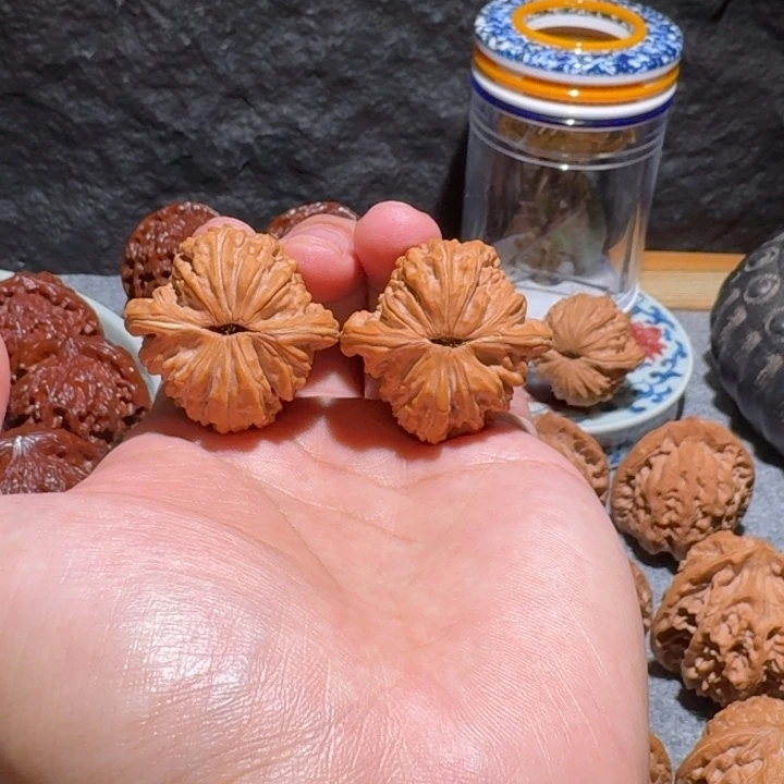 把件文玩核桃四座楼