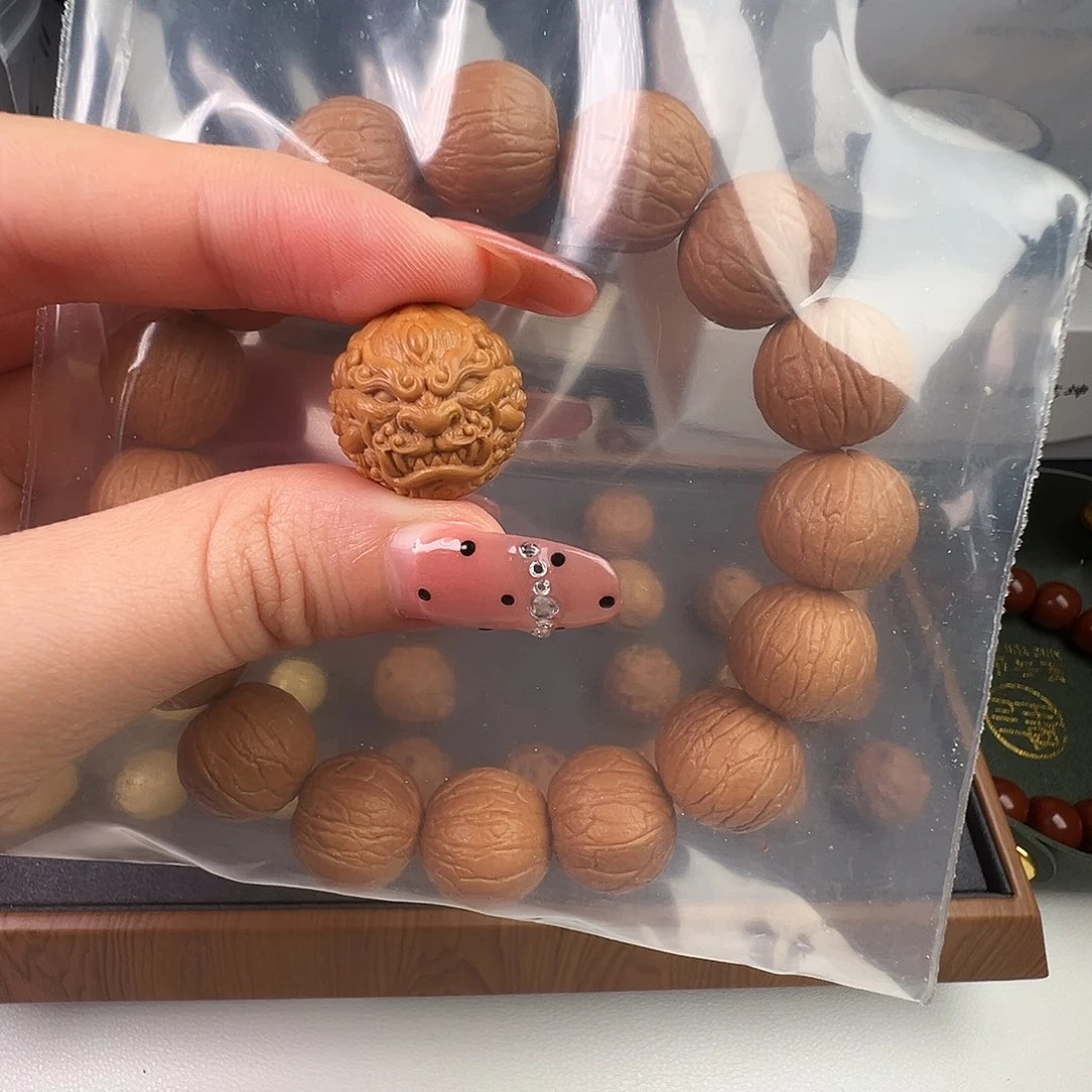 吊坠猴头核桃聚宝盆加唐狮 邮费20