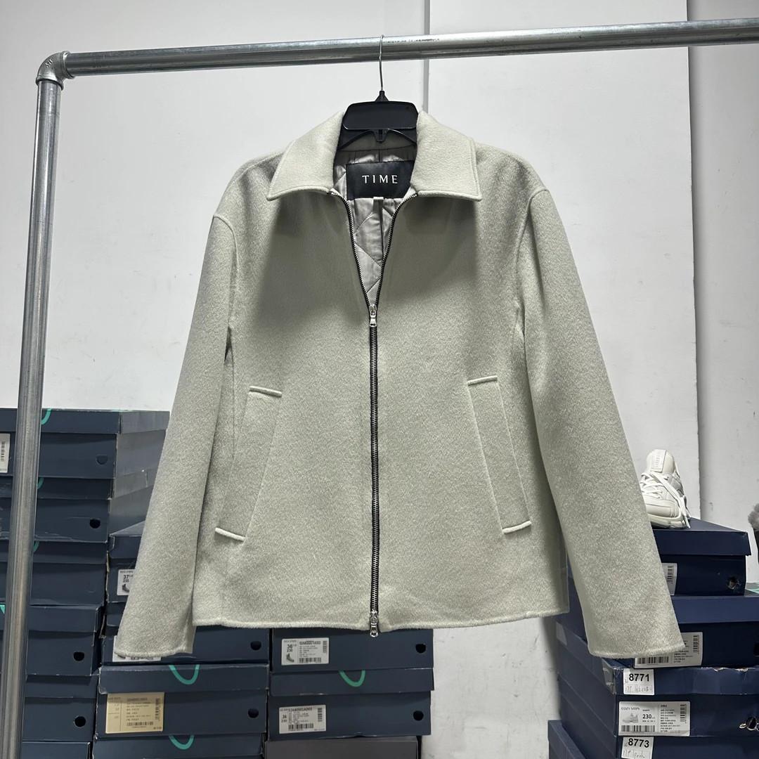 男士时尚休闲短款大衣