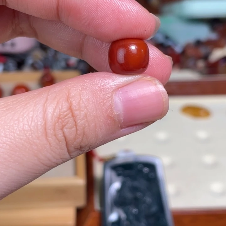 南红玛瑙未镶嵌颈饰77