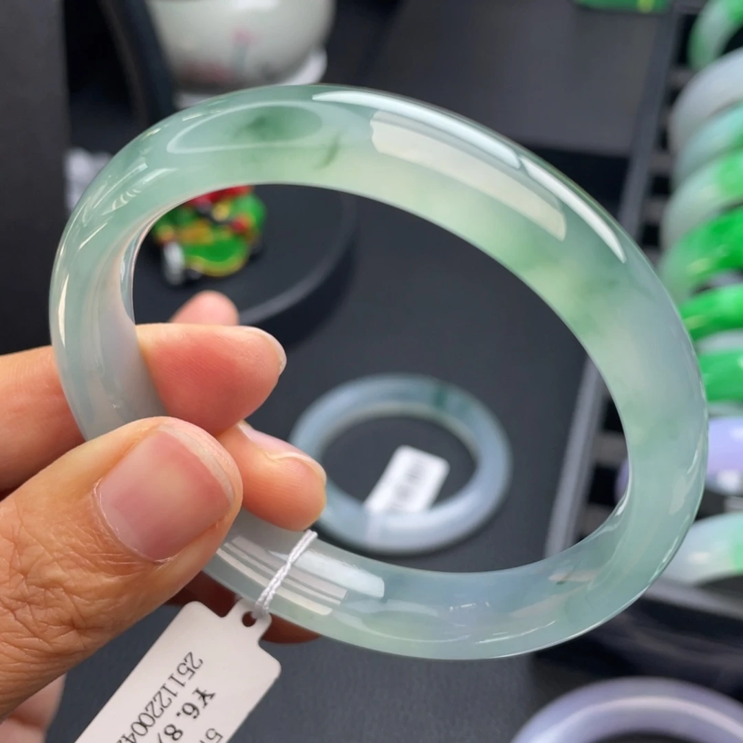 翡翠未镶嵌手镯57正圈翡翠高冰蓝水飘花