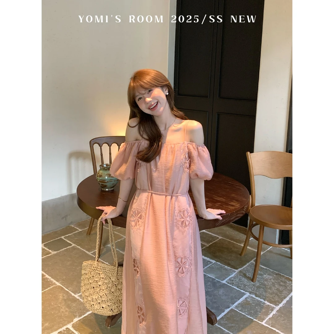 YOMI小个子【洛神美人】镂空绣花粉色吊带连衣裙温柔长裙显瘦显白裙