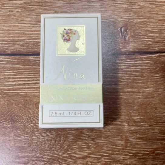 毛***✿金葡萄瓷器欢迎您