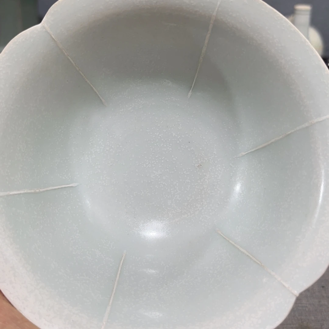 王***复湖田窑高足花口碗
