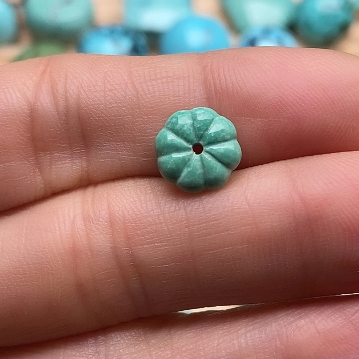 绿松石未镶嵌原矿高瓷绿松石配饰