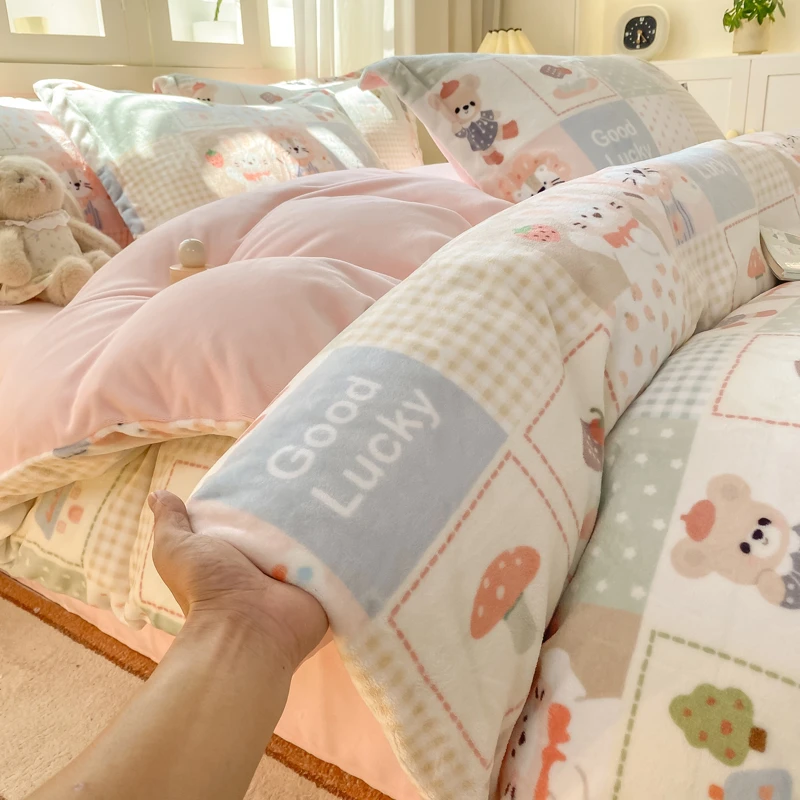 高克重牛奶绒秋冬加厚加绒大板卡通印花单人学生宿舍三件套防静电