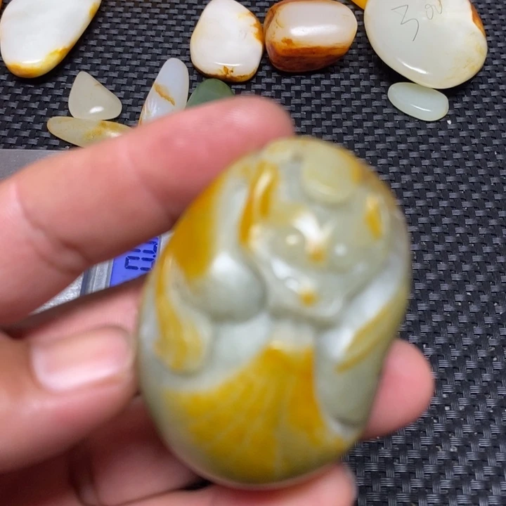 和田玉未镶嵌挂件