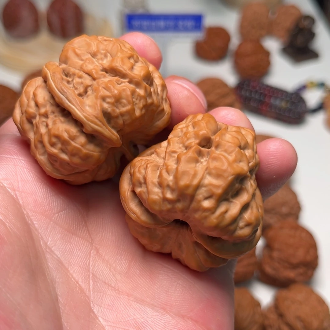 文玩核桃吊坠l****?40红皮蛙蛙