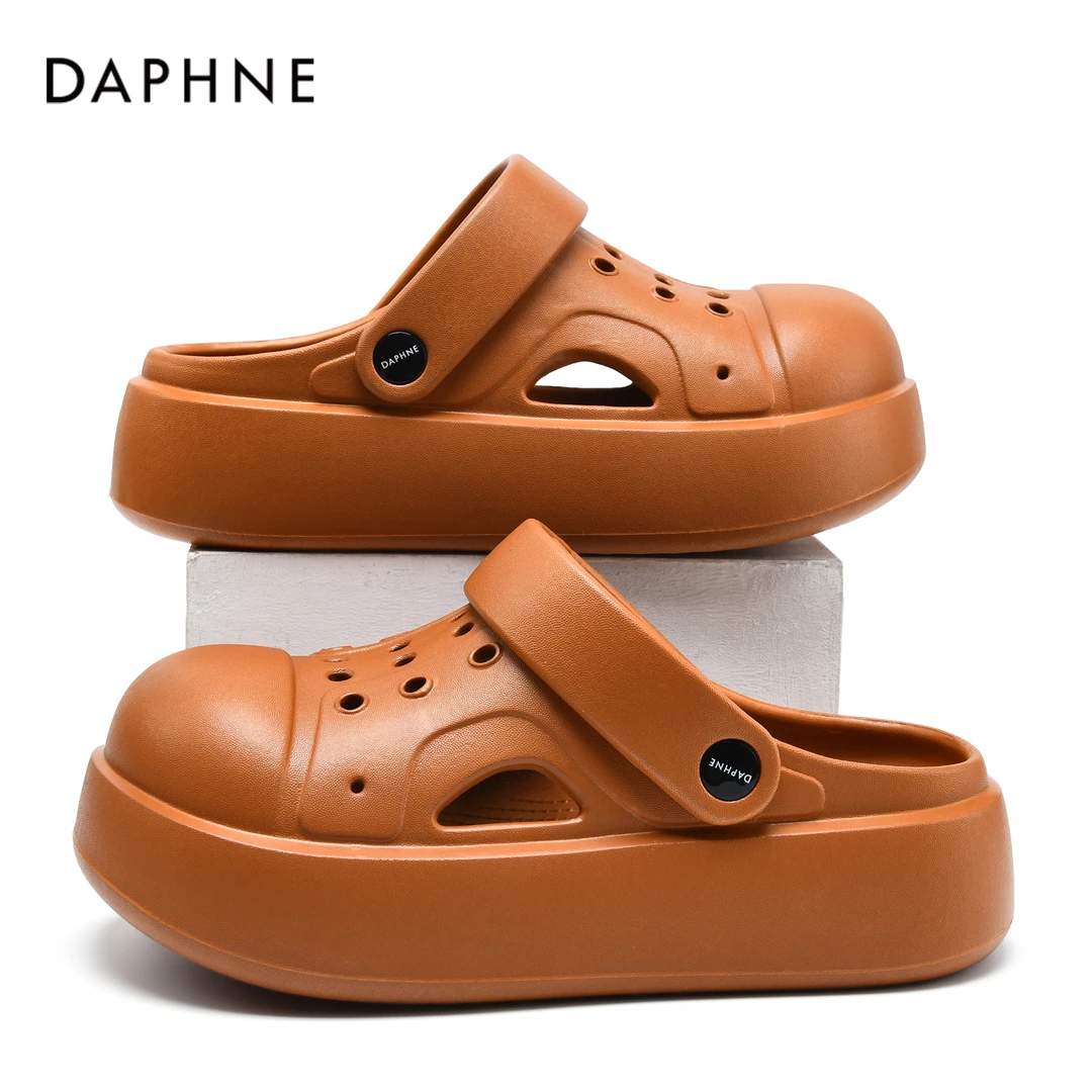 Daphne/达芙妮洞洞鞋女款夏季时尚玛尼珍包头鞋厚底增高女士凉鞋