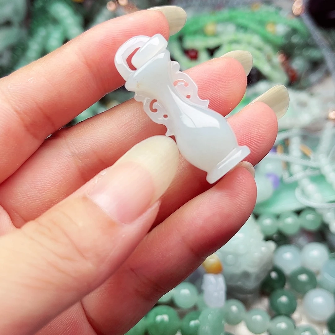 未镶嵌挂件翡翠翡翠