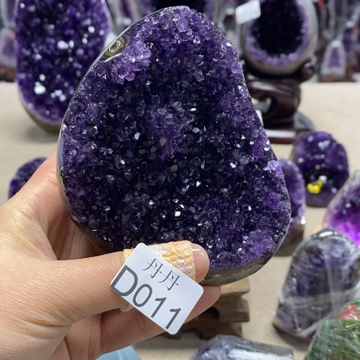 水晶未镶嵌大型摆件（非配饰）