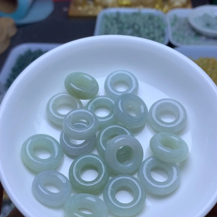 散珠翡翠卡17玉环3个
