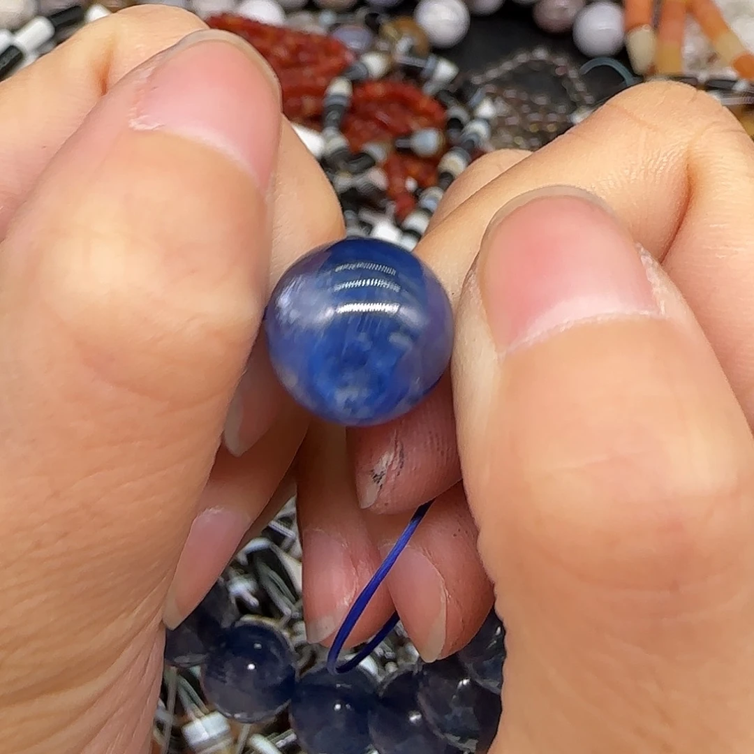 玛瑙/玉髓合金珠宝半成品蓝晶石约14mm一颗