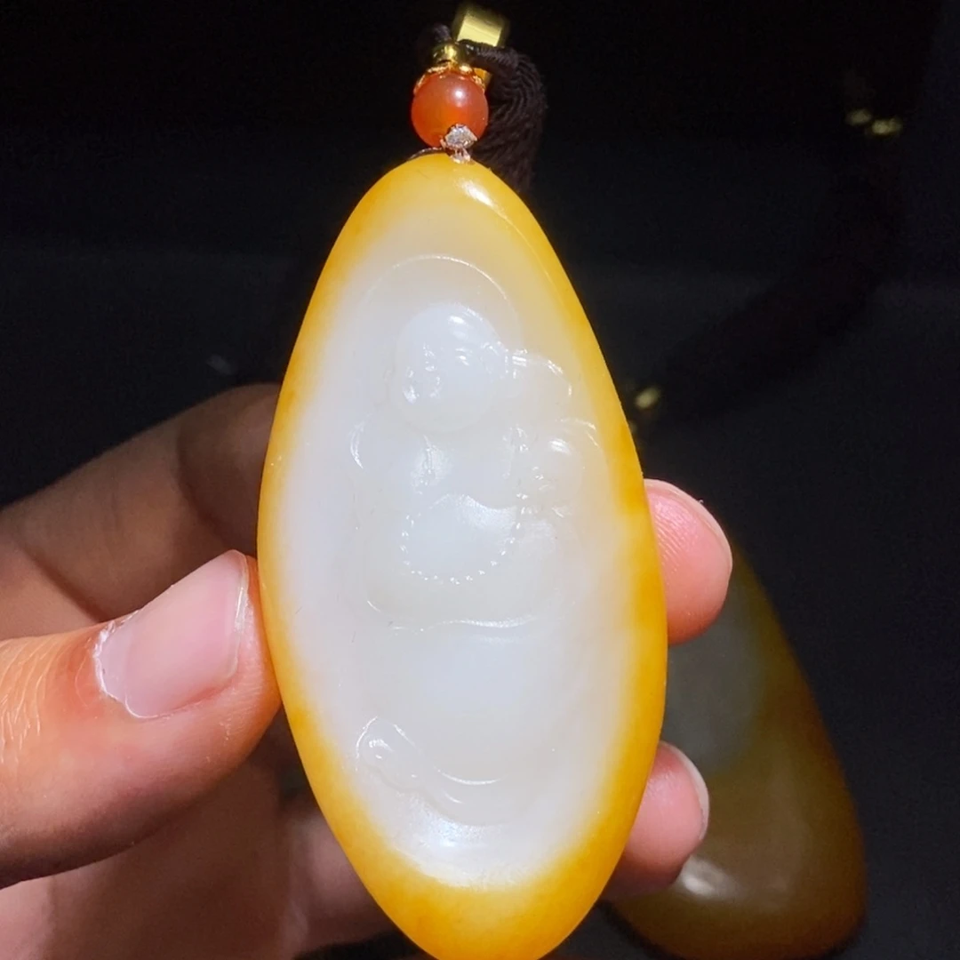 和田玉未镶嵌颈饰d