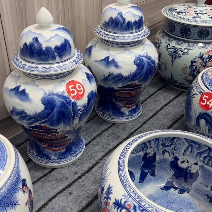 五***海陶纪念瓷器山水画将军罐一对