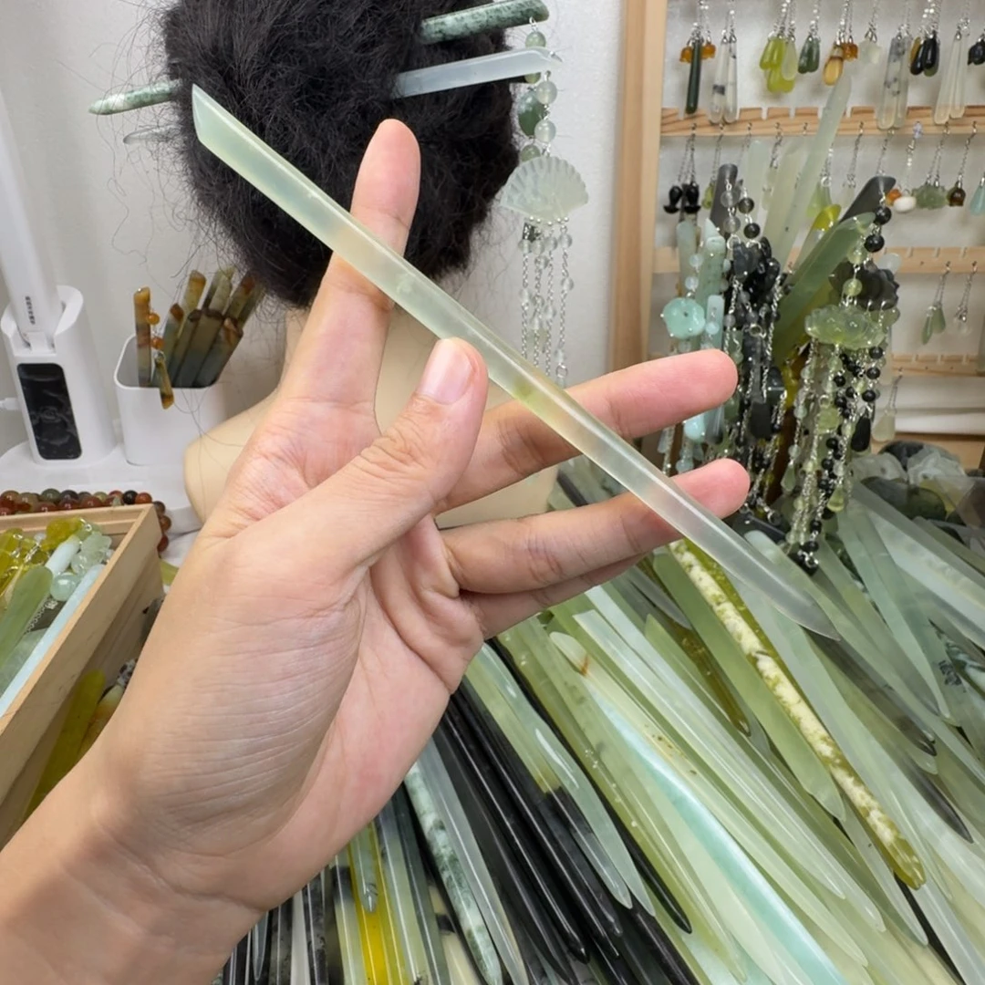 合金蛇纹石玉发饰
