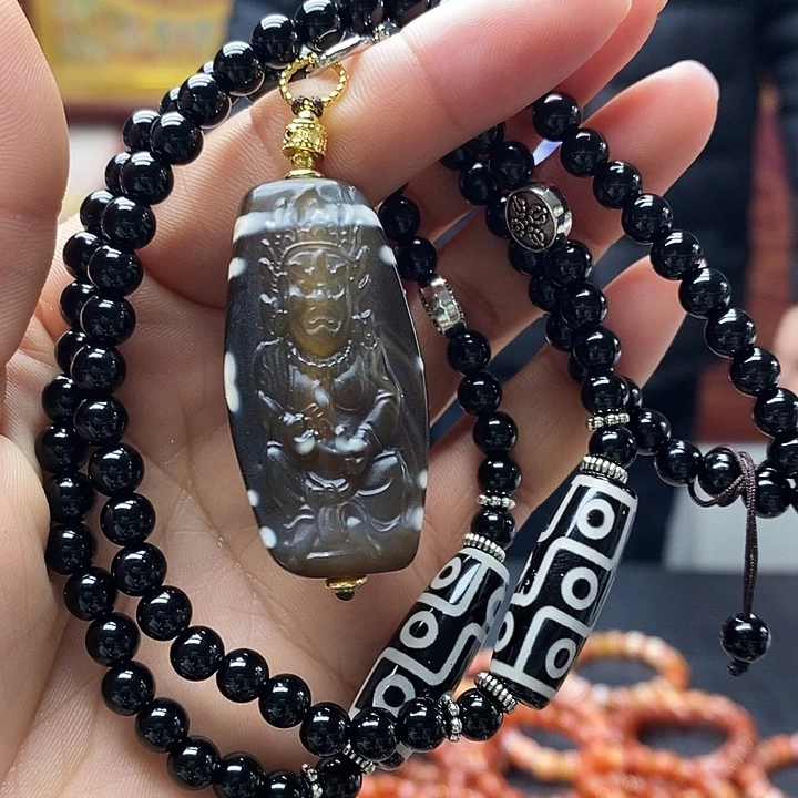 玛瑙/玉髓合金颈饰