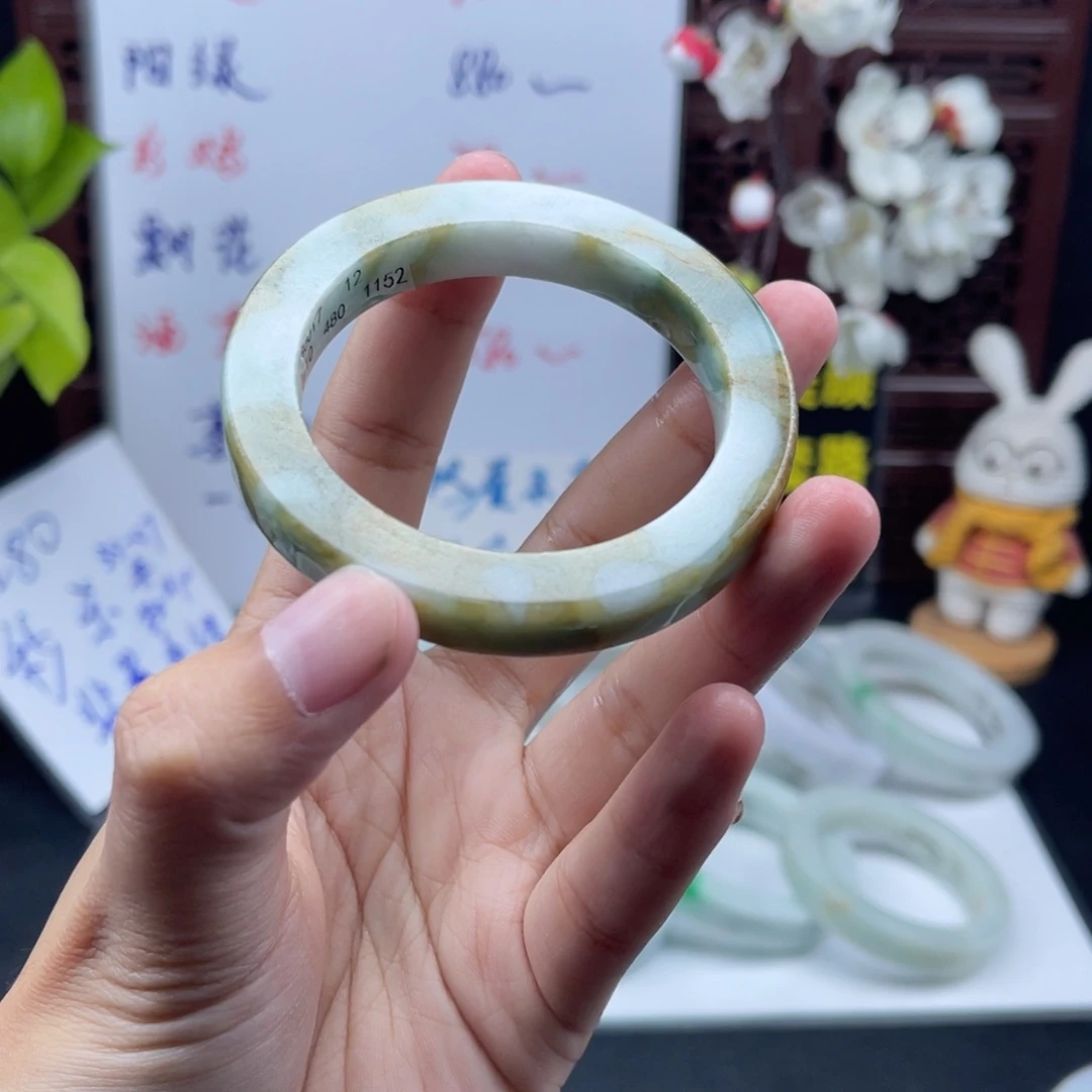 定制翡翠未镶嵌正圈