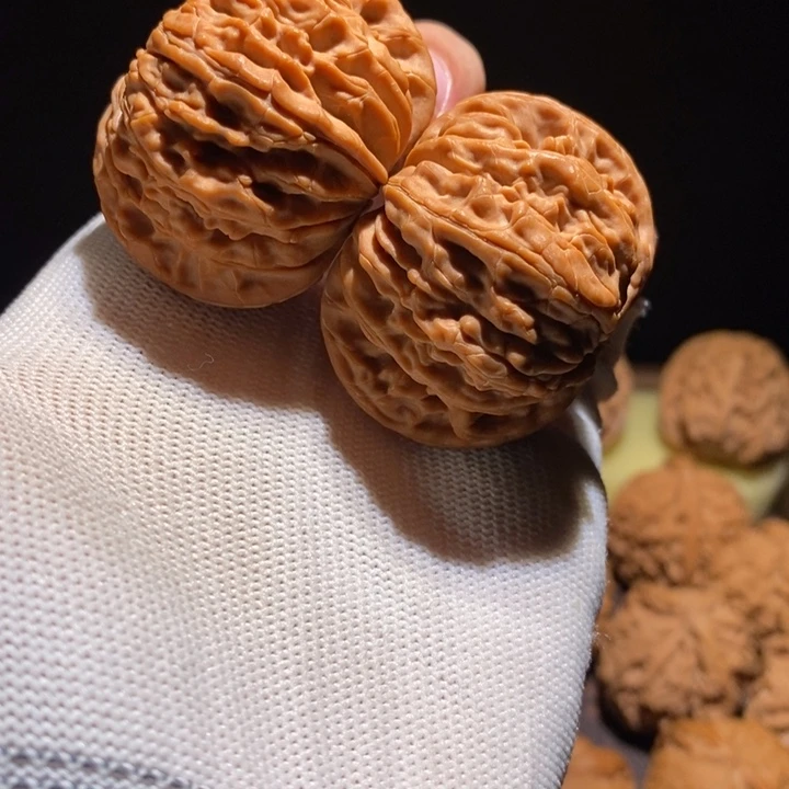 文玩核桃吊坠43山地磨